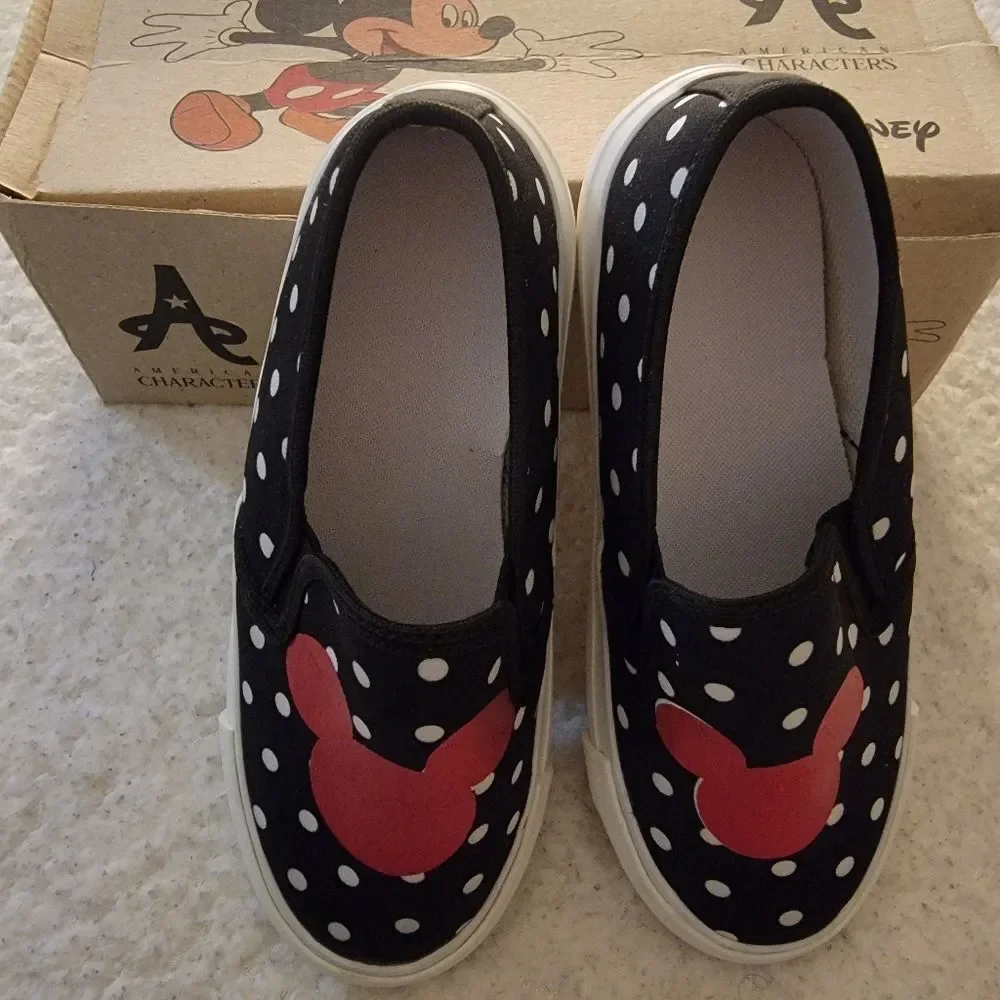 🆕️🐭Disney Minnie Mouse Slip On Sneakers, Sz 12, 13